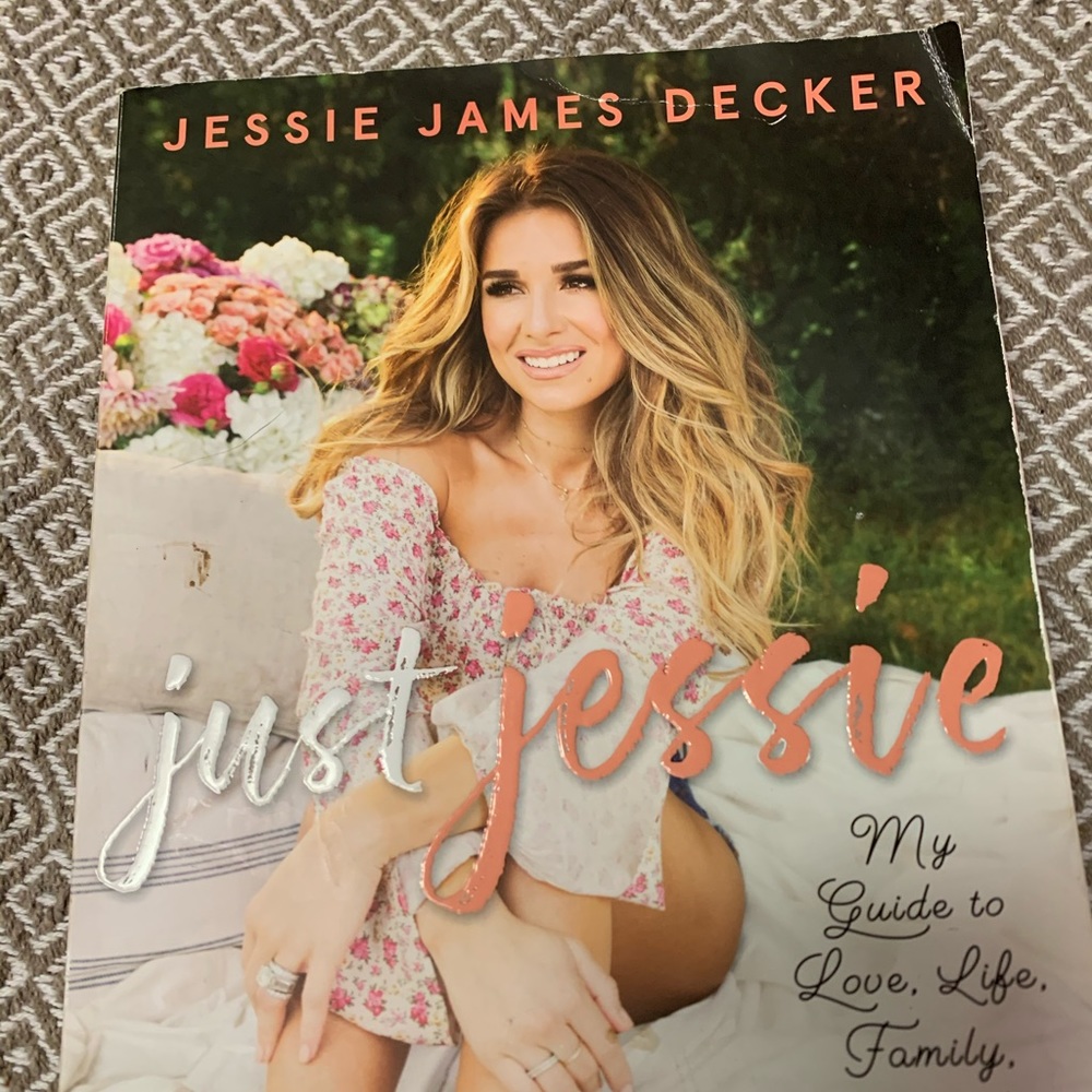 Just Jessie book by Jessie James Decker
